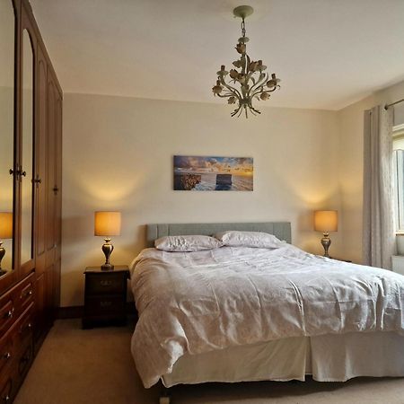 Bed and Breakfast Carraig Ban Конг Екстер'єр фото